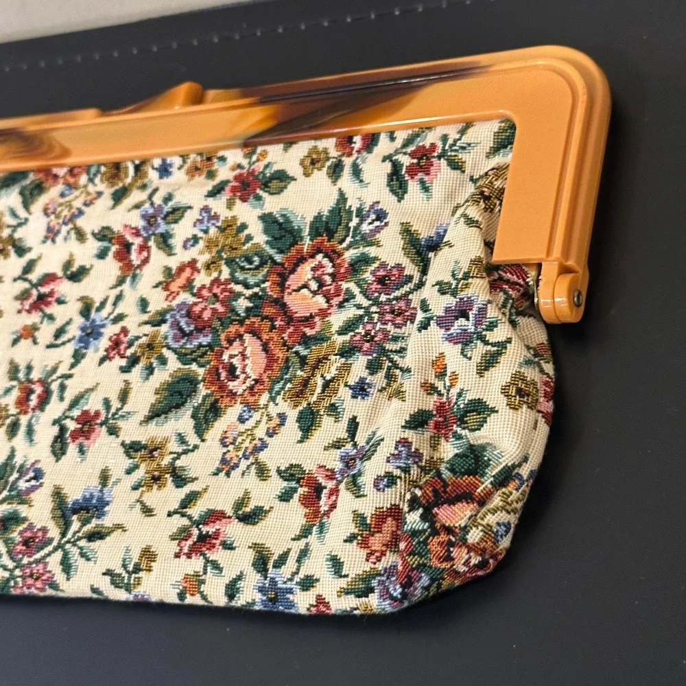 Vintage Floral Tapestry Clutch Amber Faux Tortoiseshell Frame Kiss Lock Bag
